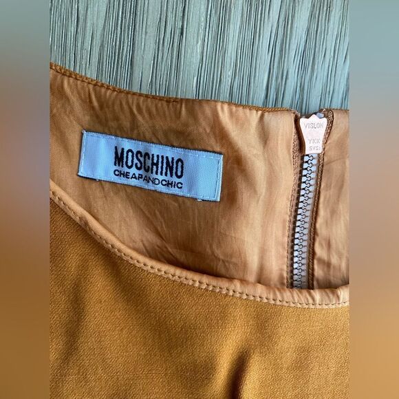 Moschino cheap and chic Mini Dress 100% Wool Size 6 Mustard Pockets Zip Lined - Picture 3 of 13